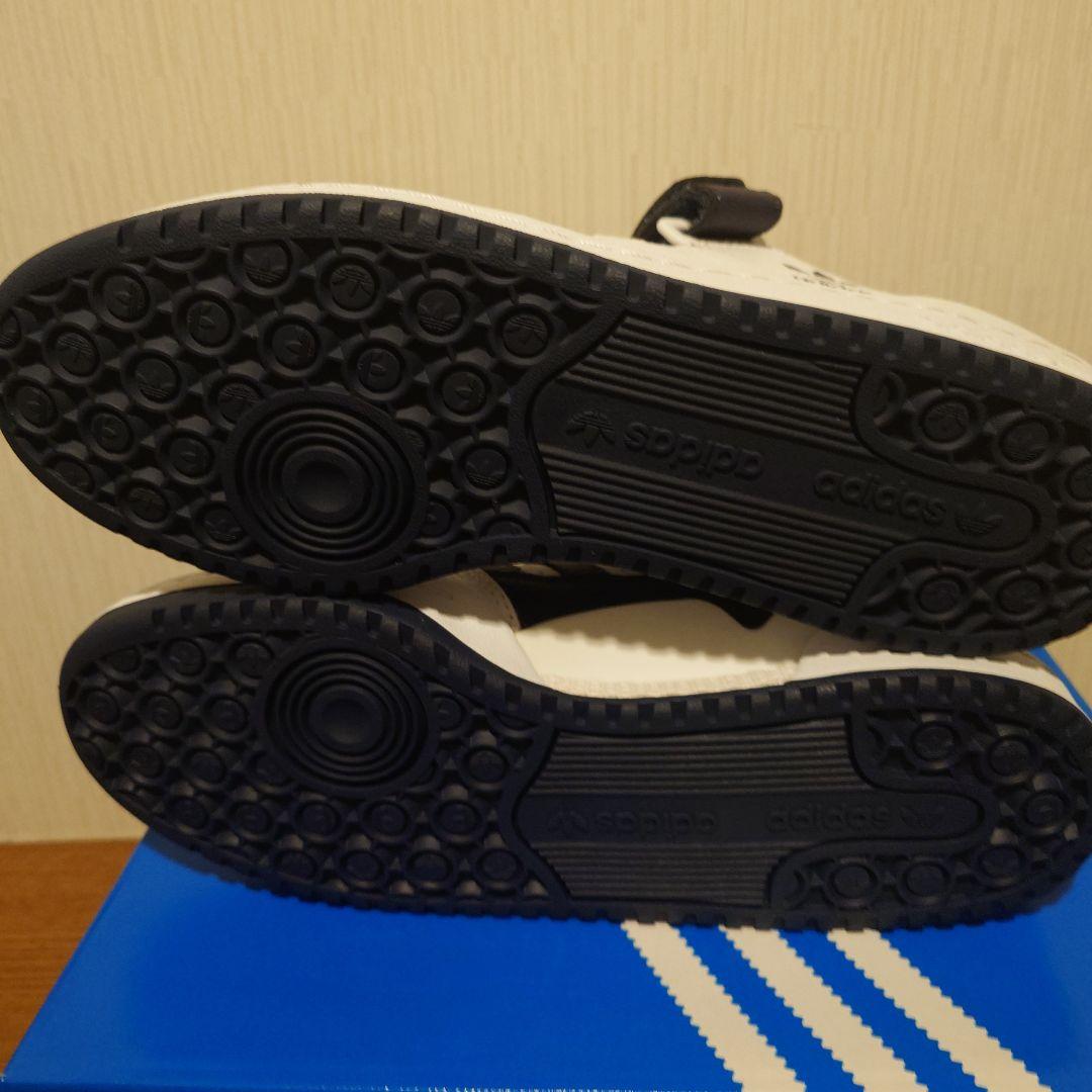 adidas FORUM LOW 新品未使用　最終価格