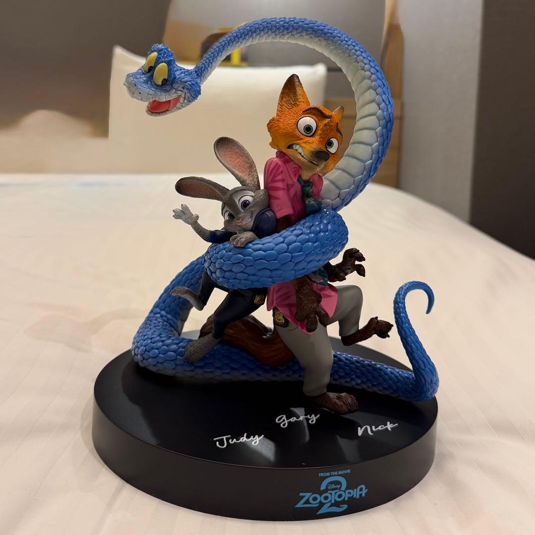 n*i様 【最安値！】ハッピーくじ ズートピア2 A賞 ポスターフィギュア