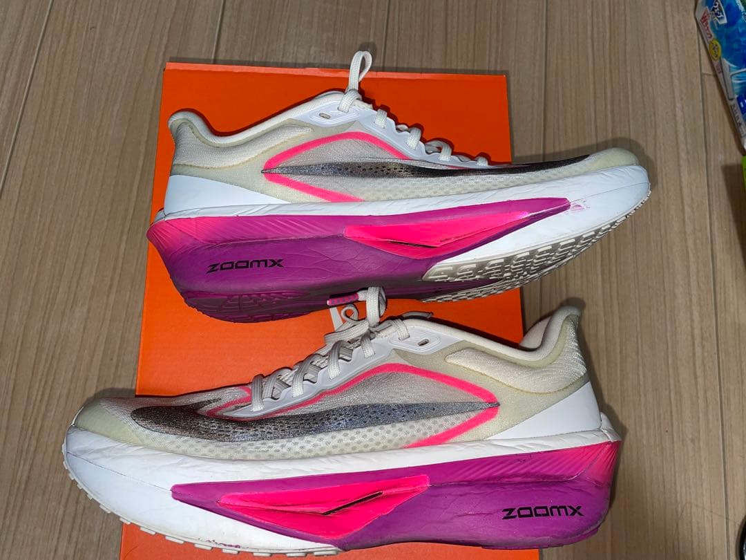 Nike ズームフライ6 ランニングシューズ 25.5センチ