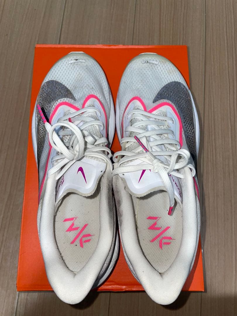 Nike ズームフライ6 ランニングシューズ 25.5センチ