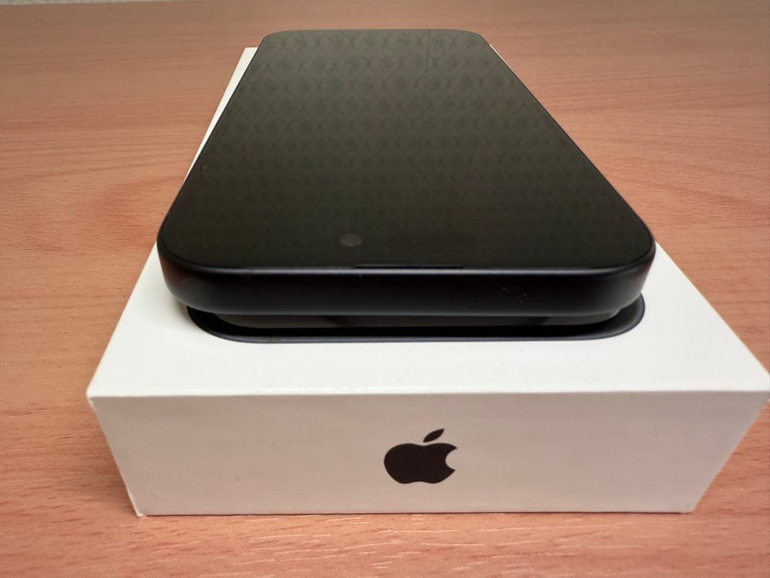 iPhone 15 128GB Apple Store購入 SIMフリー