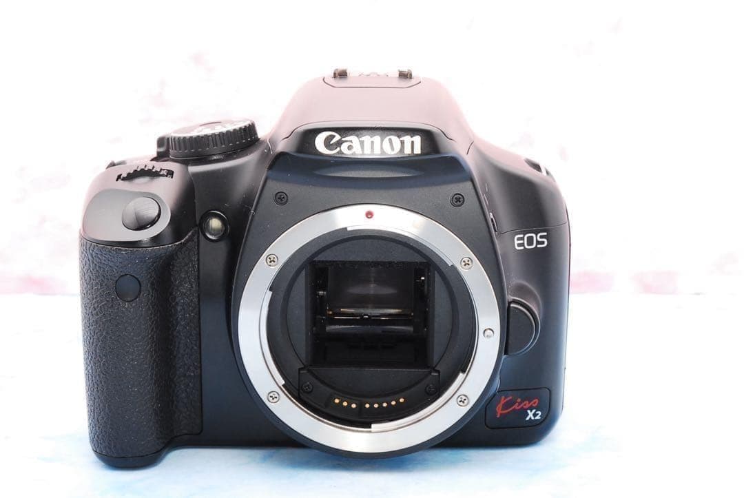 Canon Kiss X2✨手ぶれ補正✨一眼レフカメラ✨美品＆ショット数少✨