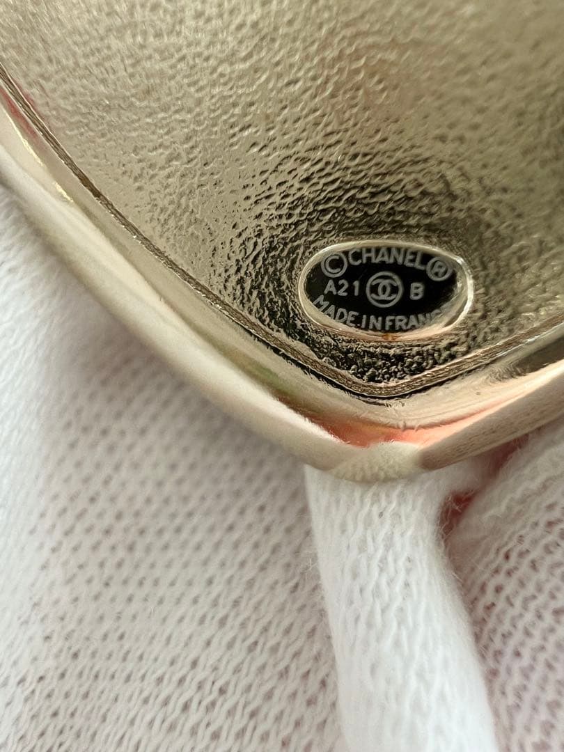 CHANEL シャネル　ブローチ　ハート　パール