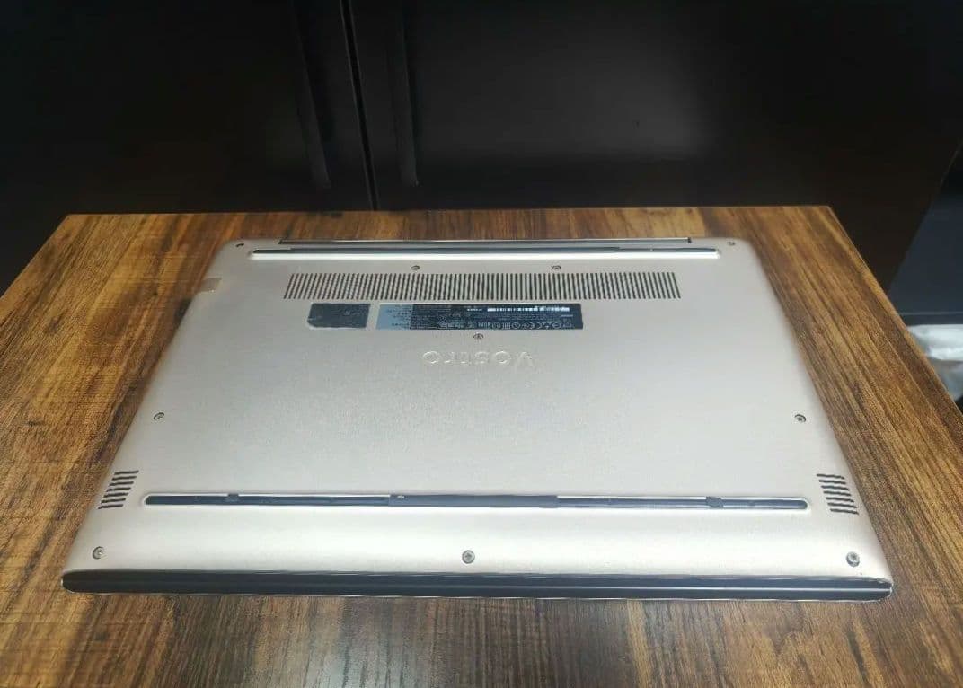 Windowsノート本体 DELL Vostro 14 Core i5