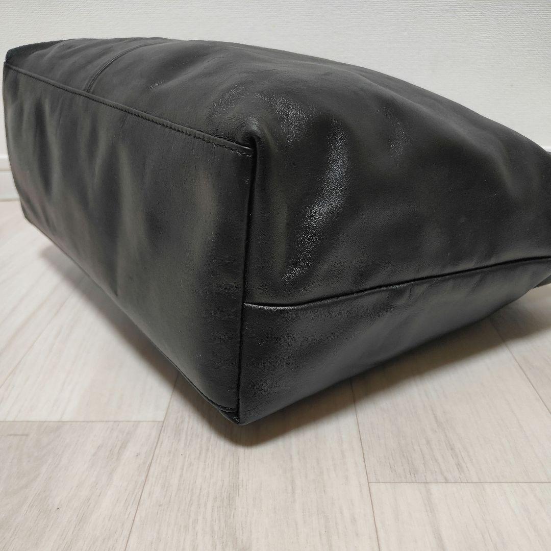 ユナイテッドアローズ　ブラック　レザートートバッグ