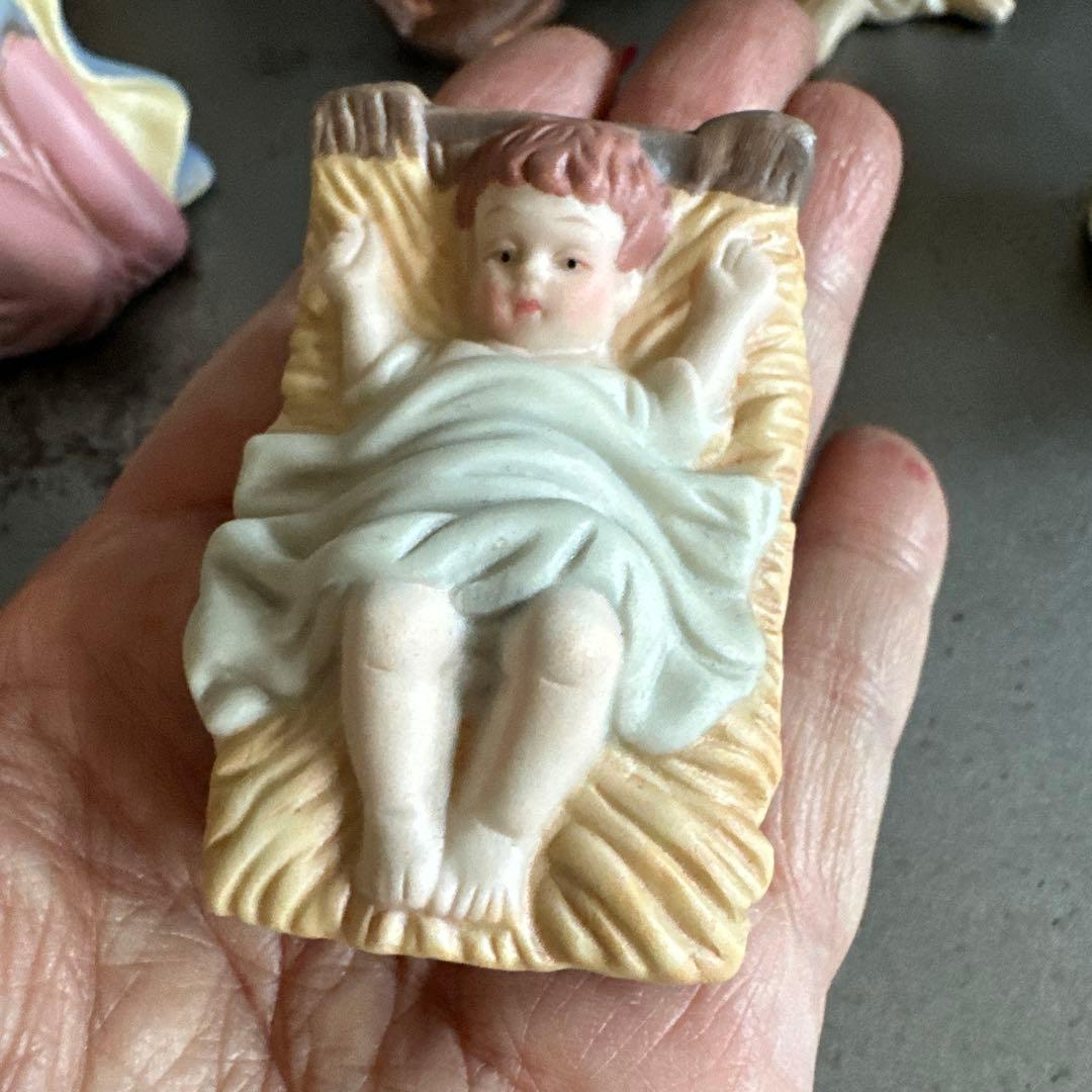 瞬間お値下げ‼️とっても素敵！ クリスマス キリスト降臨　人形セット 陶器製