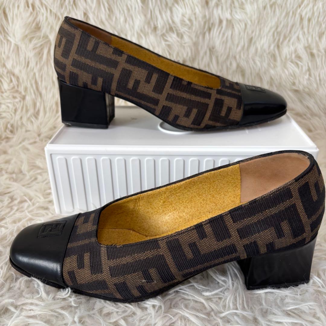 ✨フェンディ　ズッカ柄　チャンキーヒール パンプス　ローファー 23