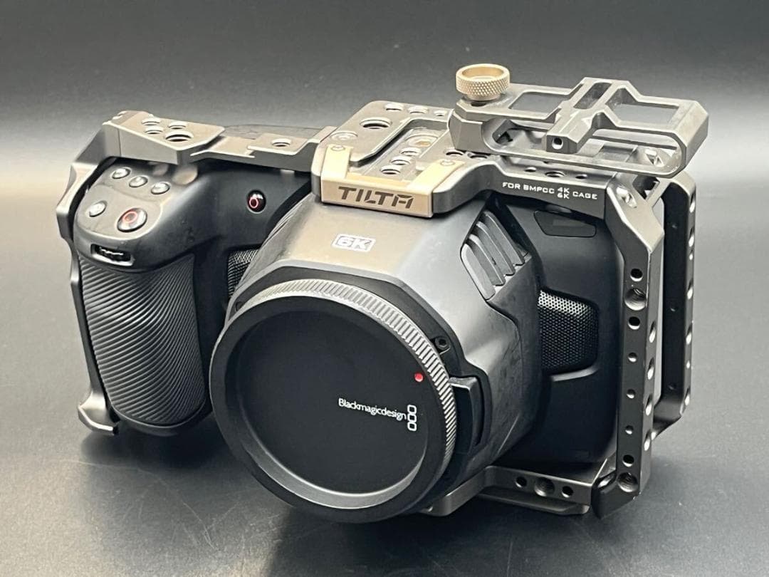 ビデオカメラ Blackmagic Pocket Cinema 6K Canon EF