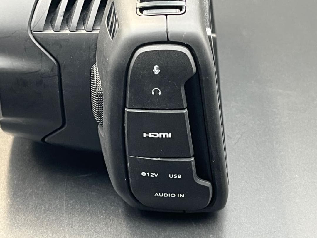 ビデオカメラ Blackmagic Pocket Cinema 6K Canon EF