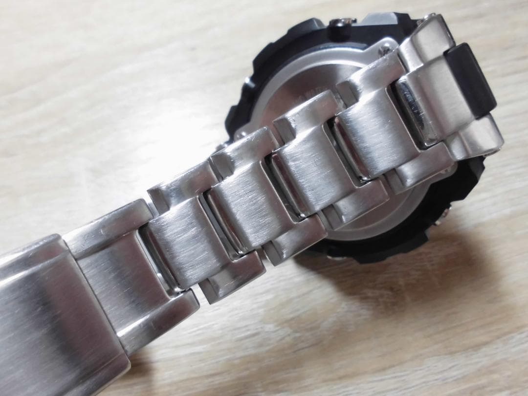 チョコカシオ ジーショック GST-W110D 電波ソーラー Gスチール