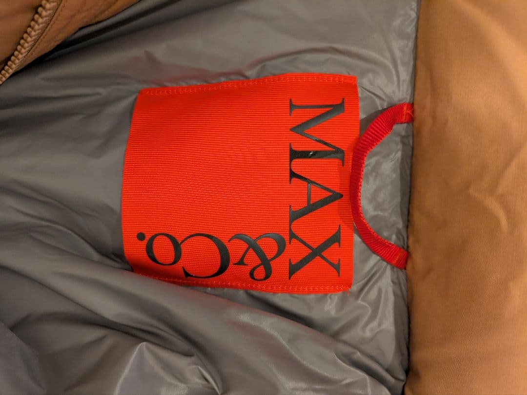 max&co　フード付き　ダウンジャケット