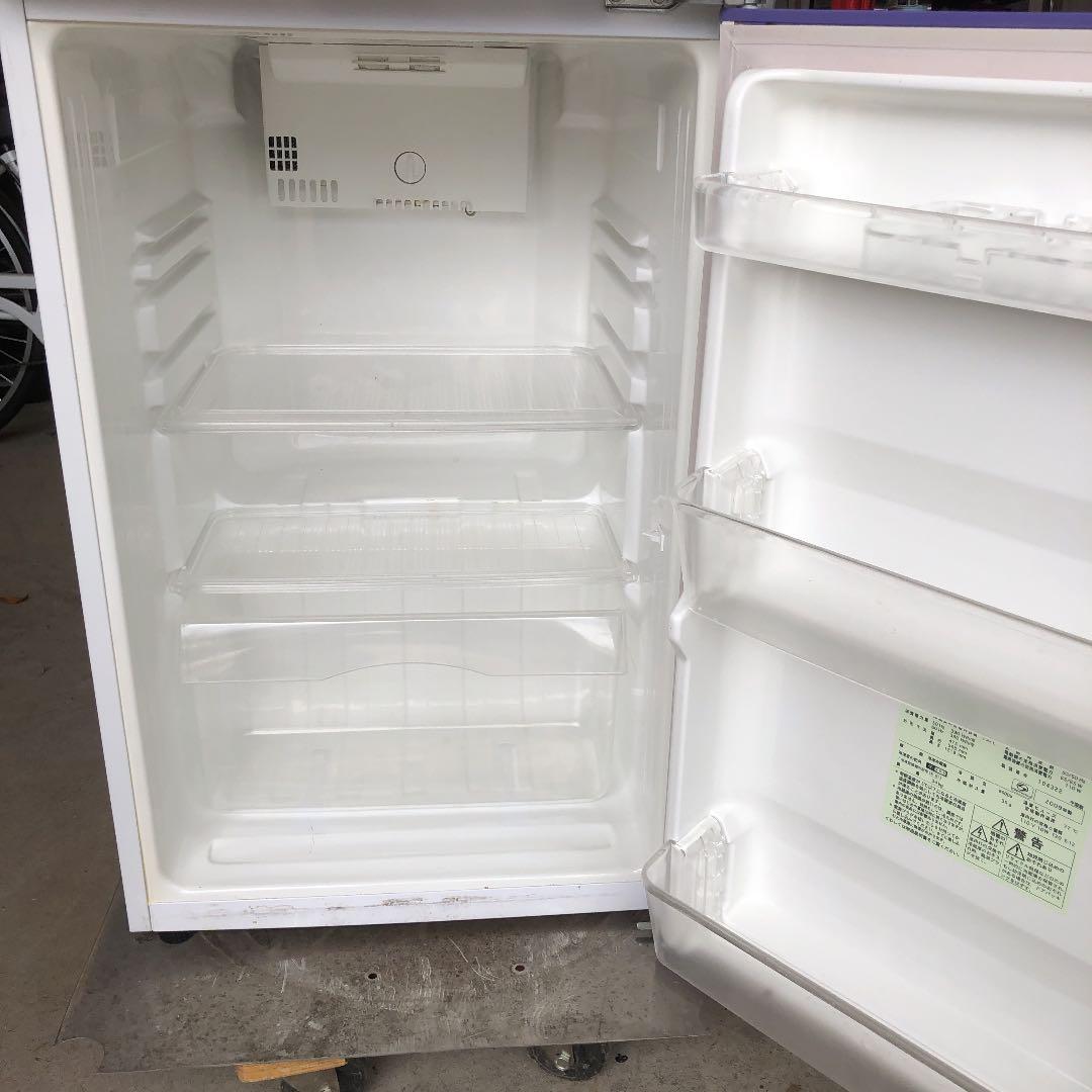 【値下げ】送料込(単身用冷蔵庫) ユーイング MR-F140BI-WS