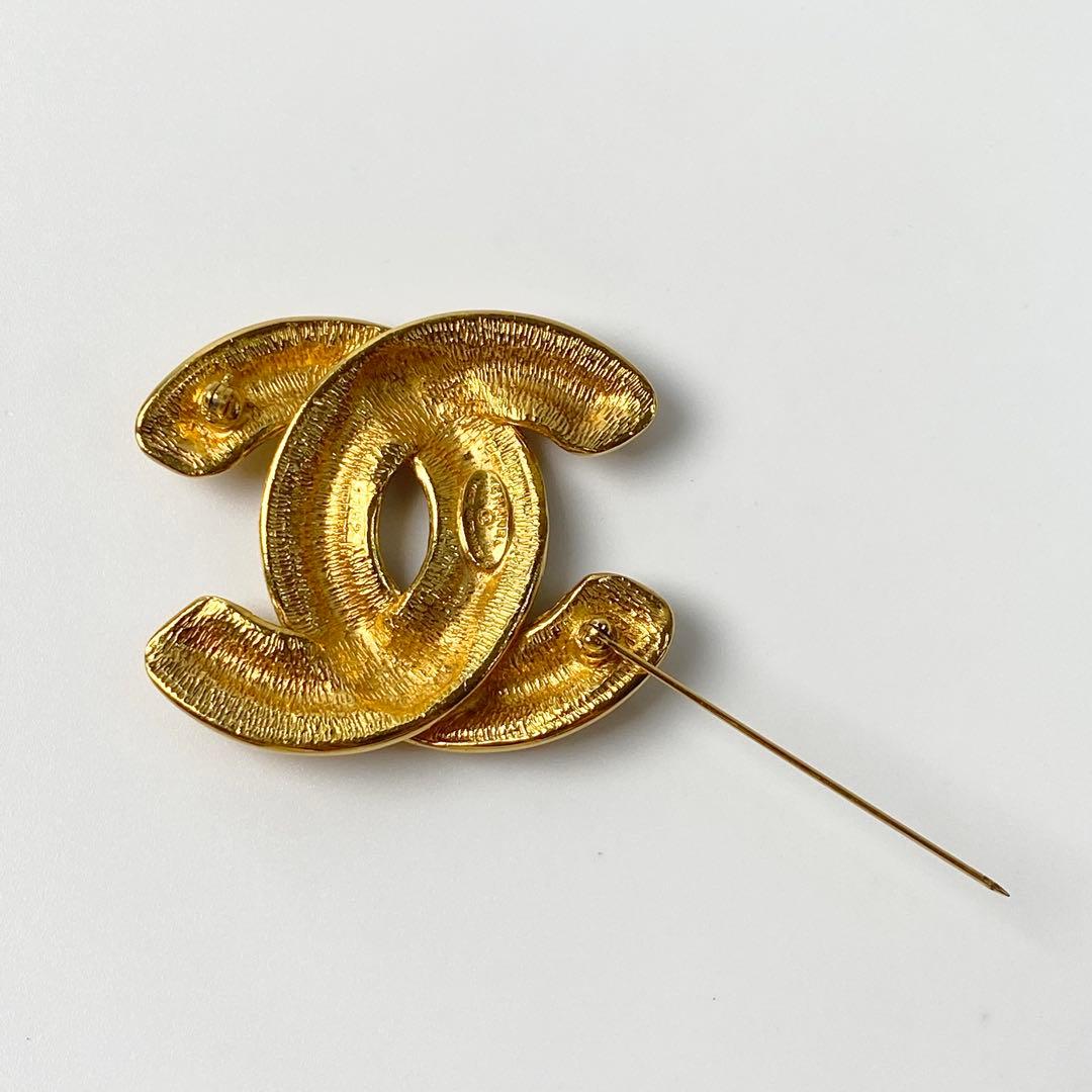 シャネル CHANEL ココマーク マトラッセ ゴールド ブローチ
