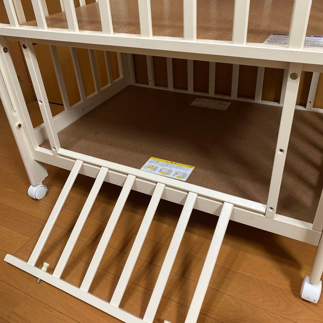 カトージ ベビーベッド ミニ立ちベッド プチバニラ 02356 直接取り引き可