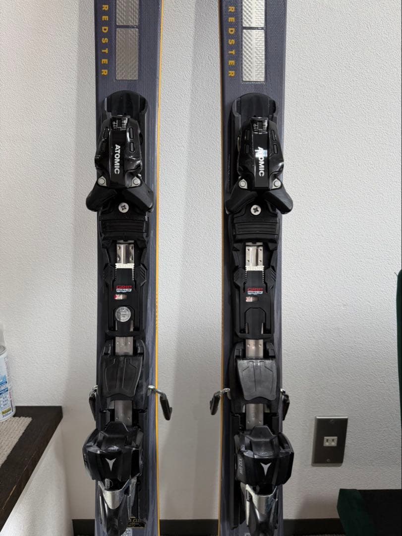 スキー 2324 Atomic Redster Q9.8 Revoshock S