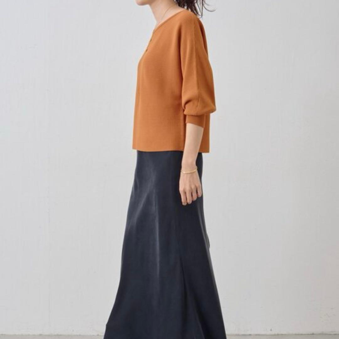 新品タグ付き　ビアズリー BEARDSLEY 後ろパールニット　キャメル