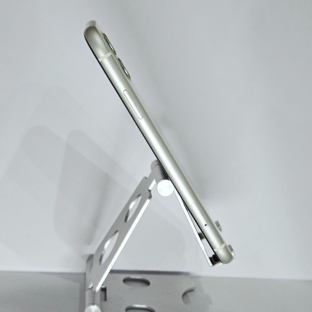 04 iPhone11 ホワイト SIMフリー