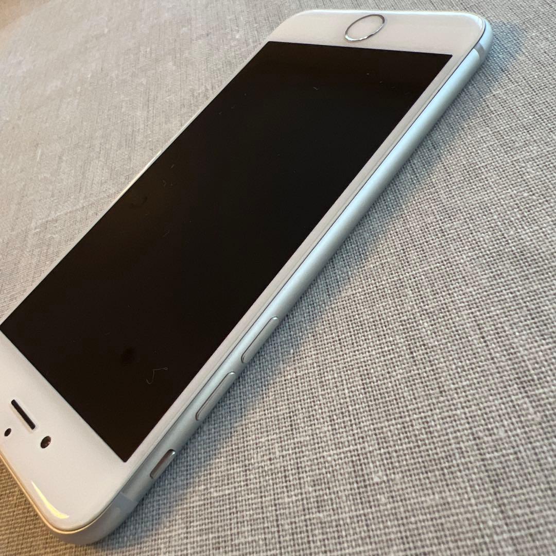 iPhone 8 シルバー 美品 バッテリー最大容量87%