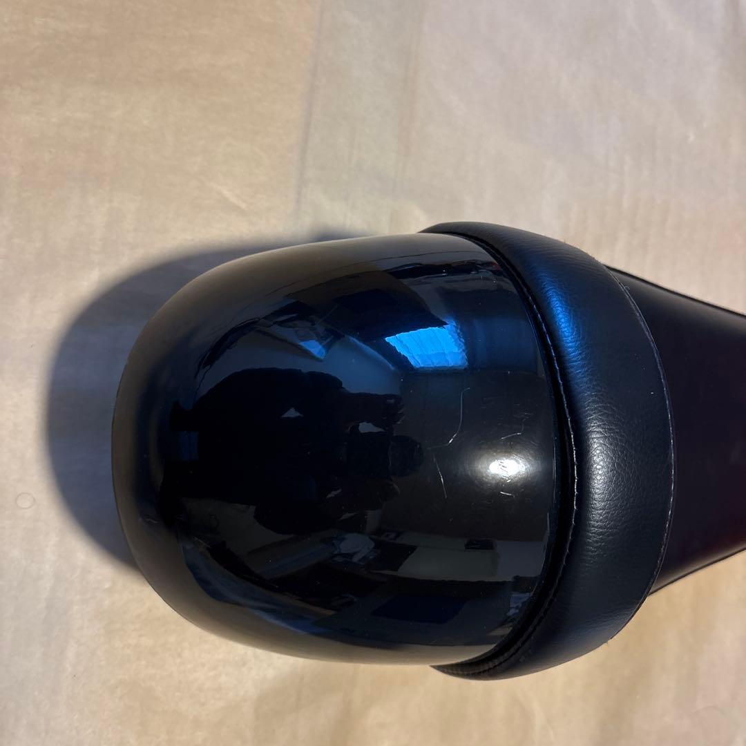 黒い流線型シート　カフェレーサーシート