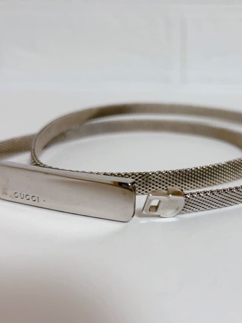 グッチ　GUCCI ベルト　シルバー　ロゴメタル 細み