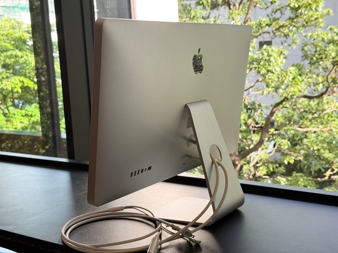 Apple Thunderbolt Display USB-Cアダプター付き