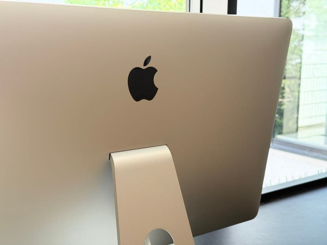 Apple Thunderbolt Display USB-Cアダプター付き