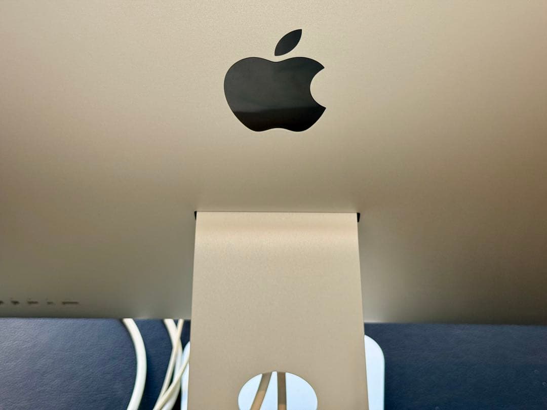 Apple Thunderbolt Display USB-Cアダプター付き