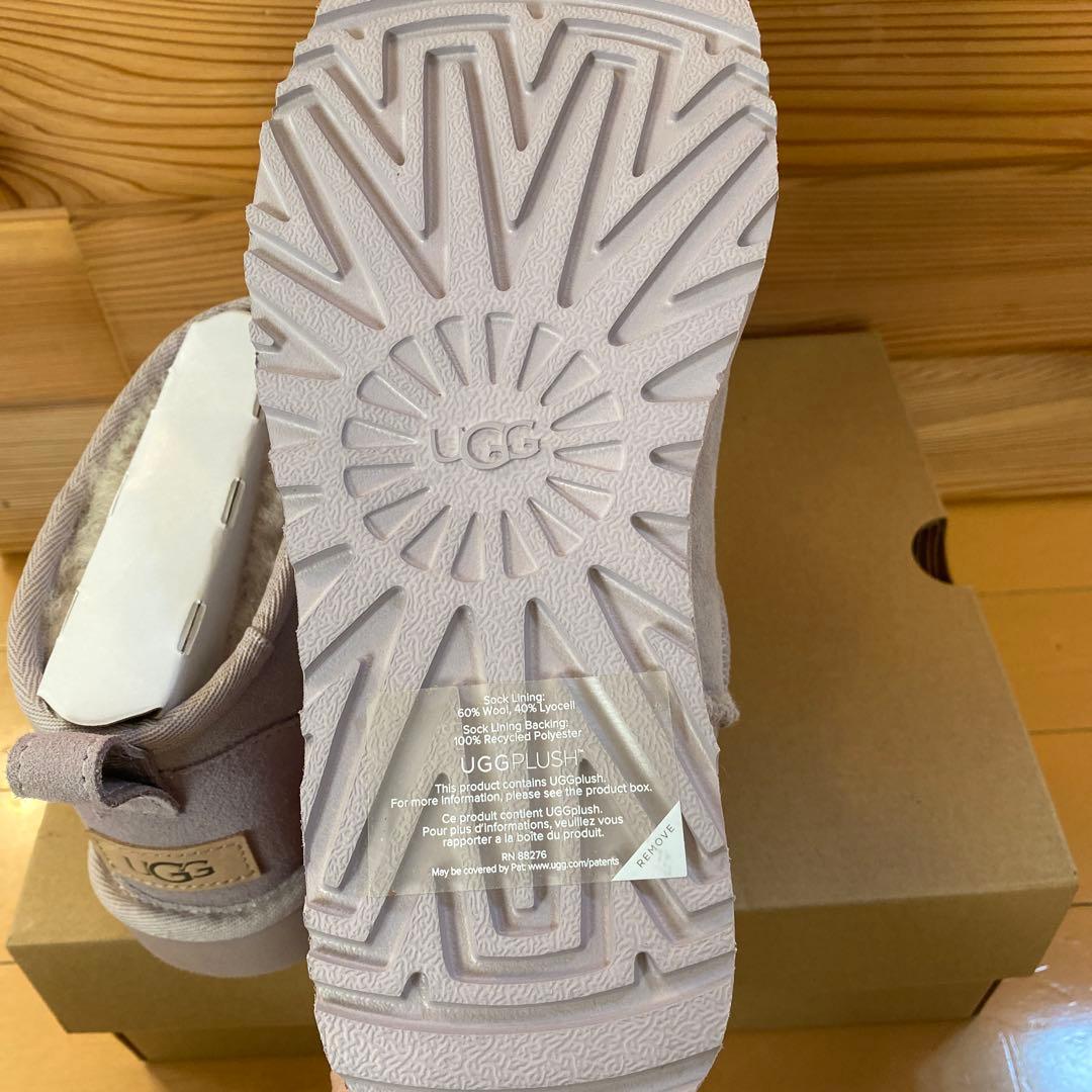UGG クラシック　ウルトラミニ　23㎝
