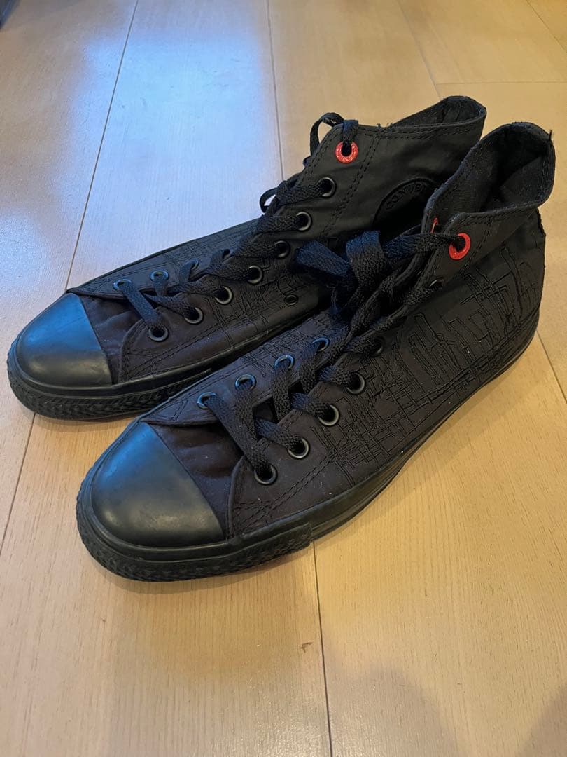 Gio Estevez xCONVERSE PRODUCT(RED) コンバース