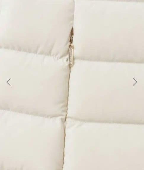 アイボリー ロングダウンジャケット フード付き