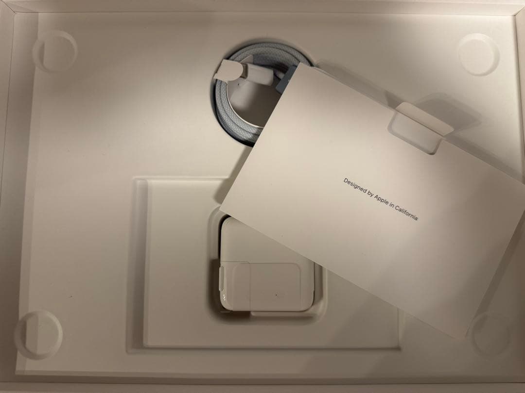 Apple MacBook Air 本体 スカイブルー