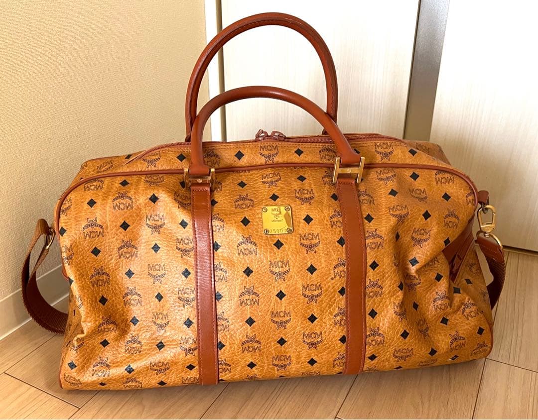 MCMボストンバッグ大きめ　大容量　ヴィセトス柄 肩掛け 泊まり旅行に　鑑定可能