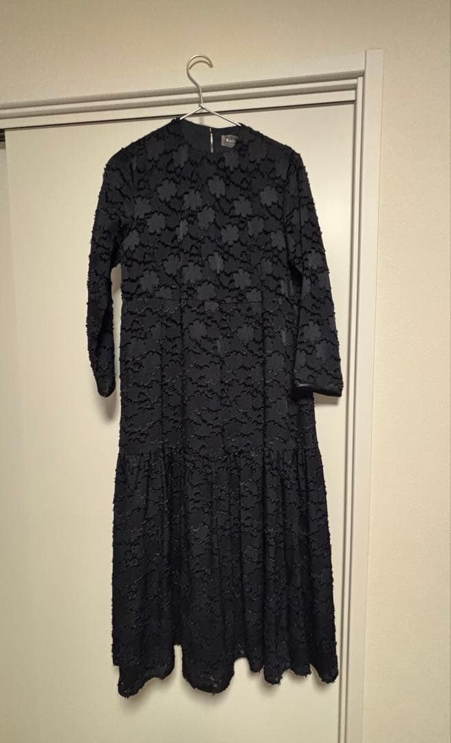 【未使用に近い】マーガレットカットジャカード フレアギャザーワンピース