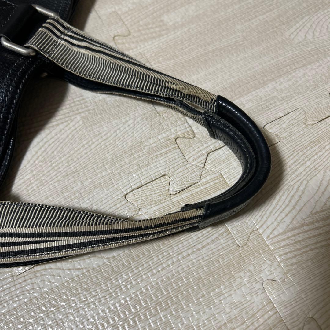 GIVENCHY グレインレザートートバッグ　ブラック