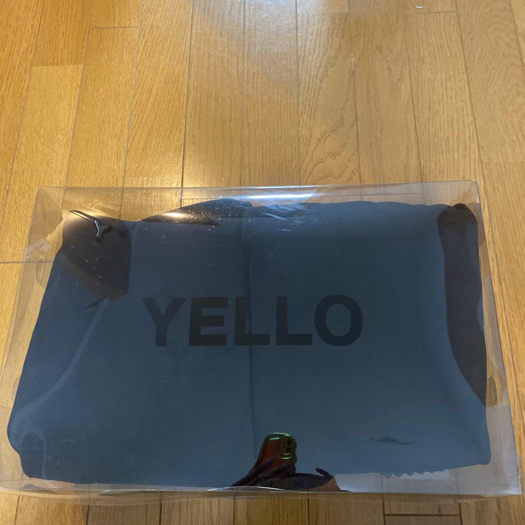 YELLO TOKYO BLACK FOLDOVER イエロー　Lサイズ