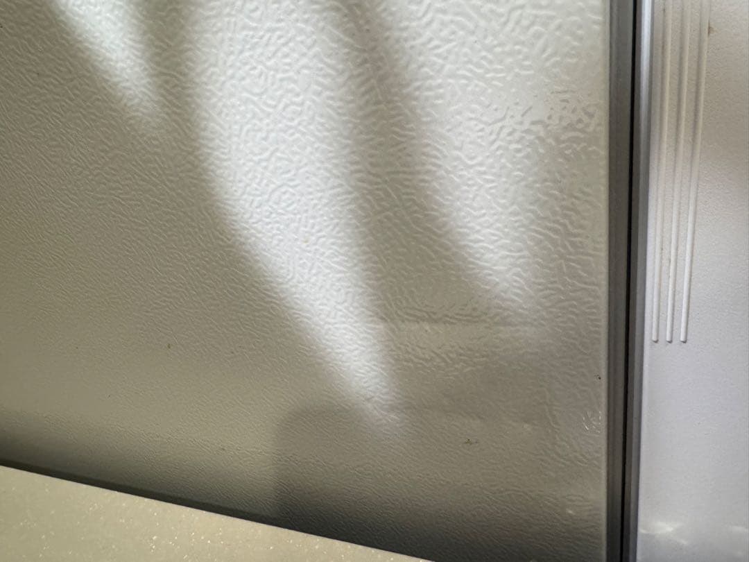 シャープ冷蔵庫　137ℓ SJ-D14F-S【東京都内】