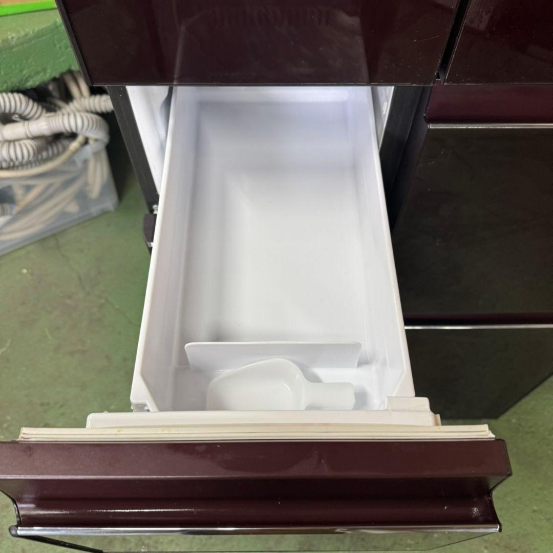 31L0 送料設置無料　SHARP　自動製氷機能付き大型冷蔵庫　501L