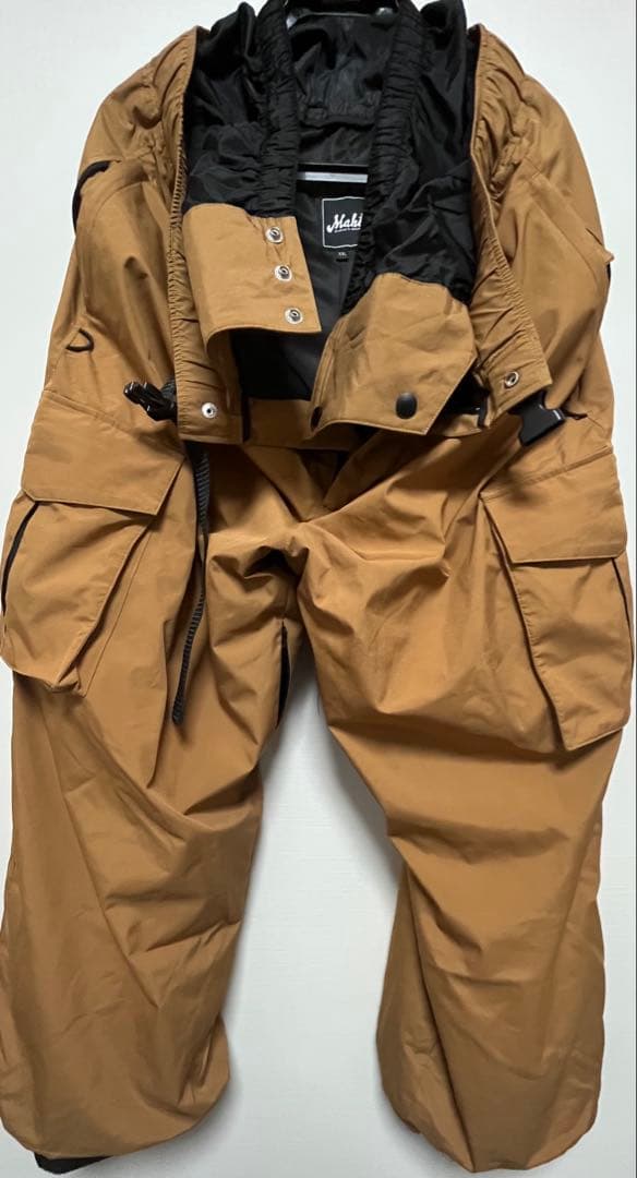 MAHF レイジーワイドカーゴパンツ