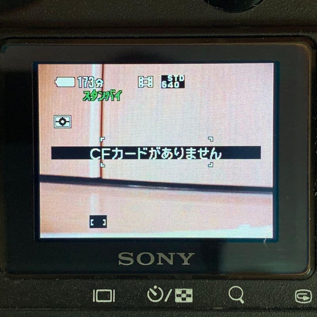 ジャンク SONY Cyber-shot DSC-F828 壊れています