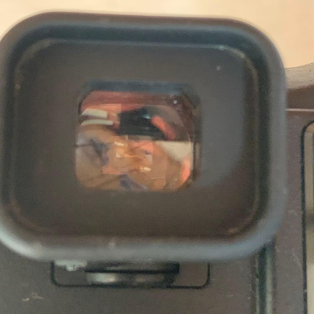 ジャンク SONY Cyber-shot DSC-F828 壊れています