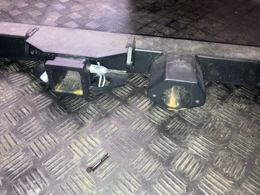 ヒッチメンバー 80系ノア ヴォクシー用