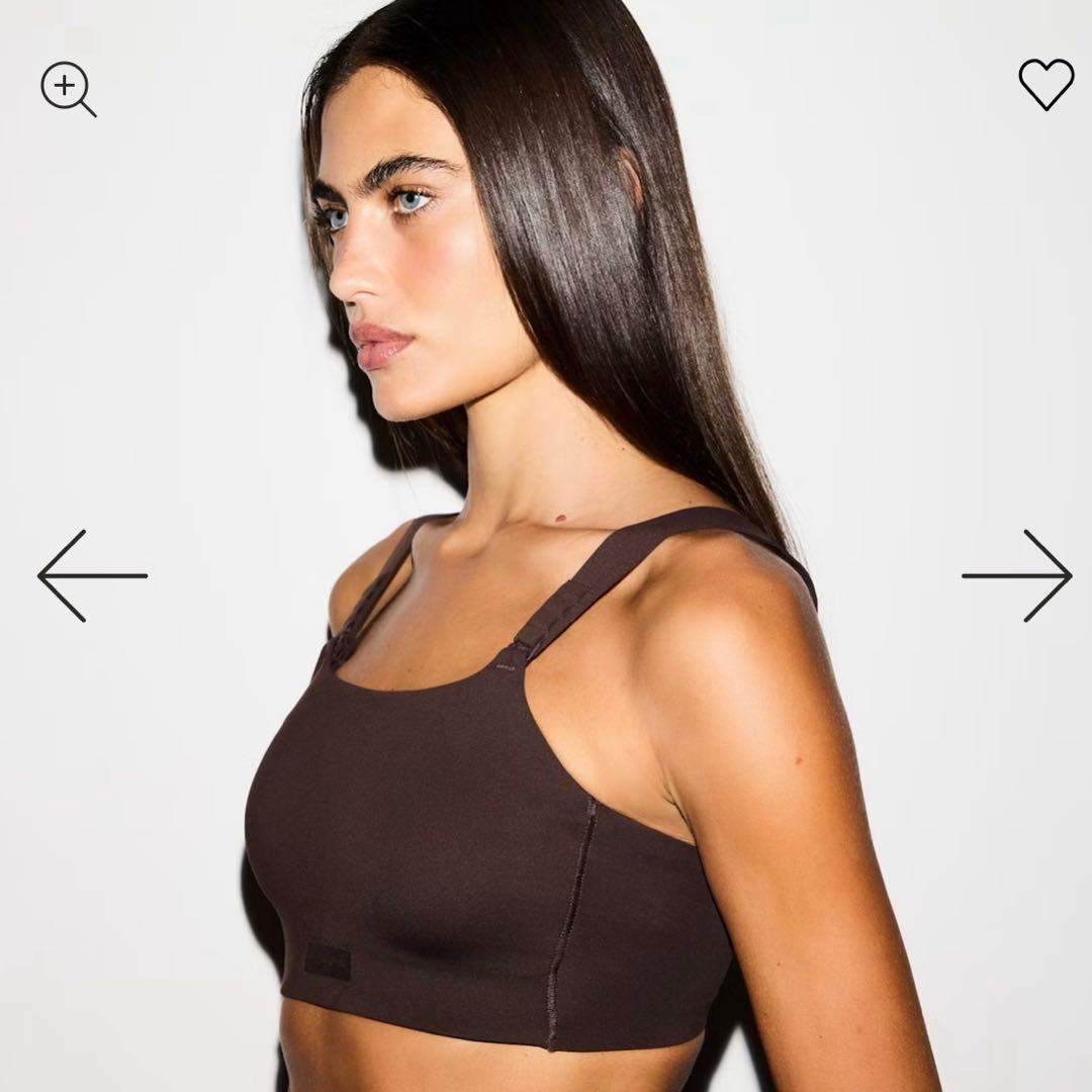 新品！Nike x SKIMS WIDE STRAP BRA ナイキ　スキムズ