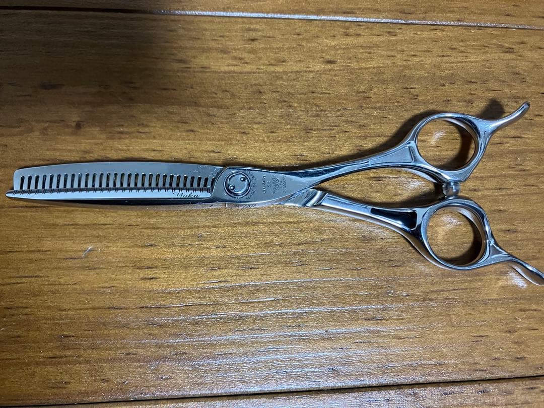 トギノン　セニングシザー