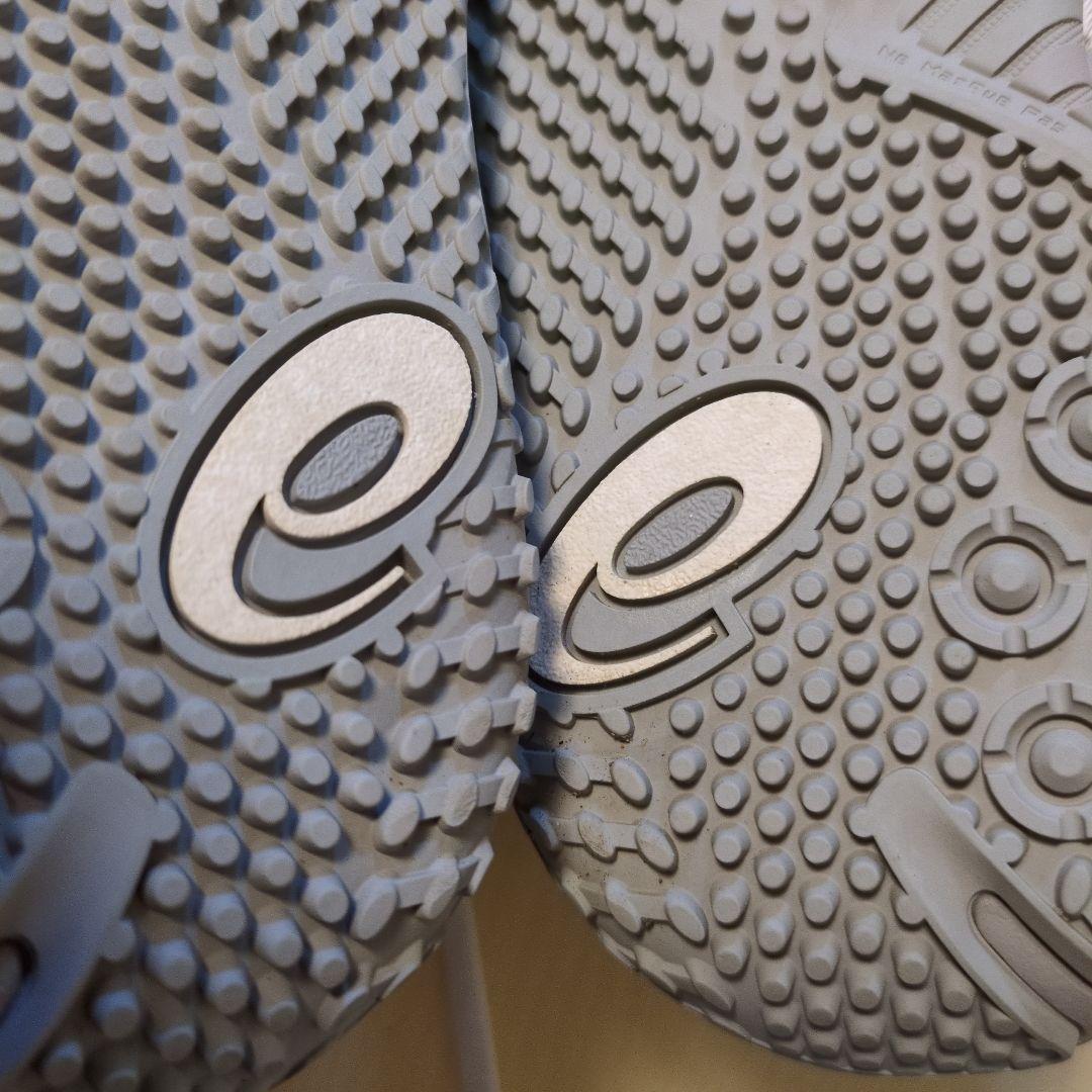 アシックス テニスシューズ　ゲルレゾリューション