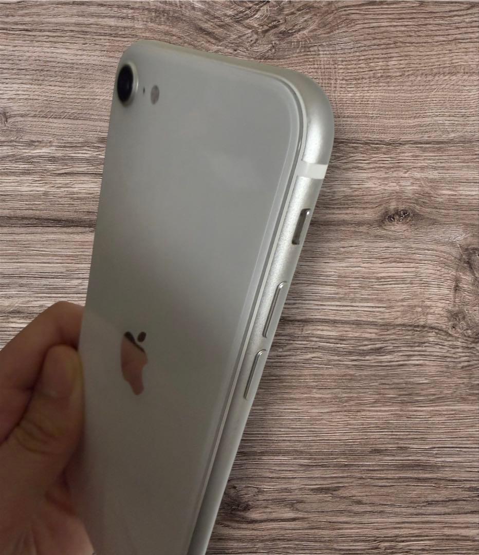 Apple iPhone se(第3世代)本体