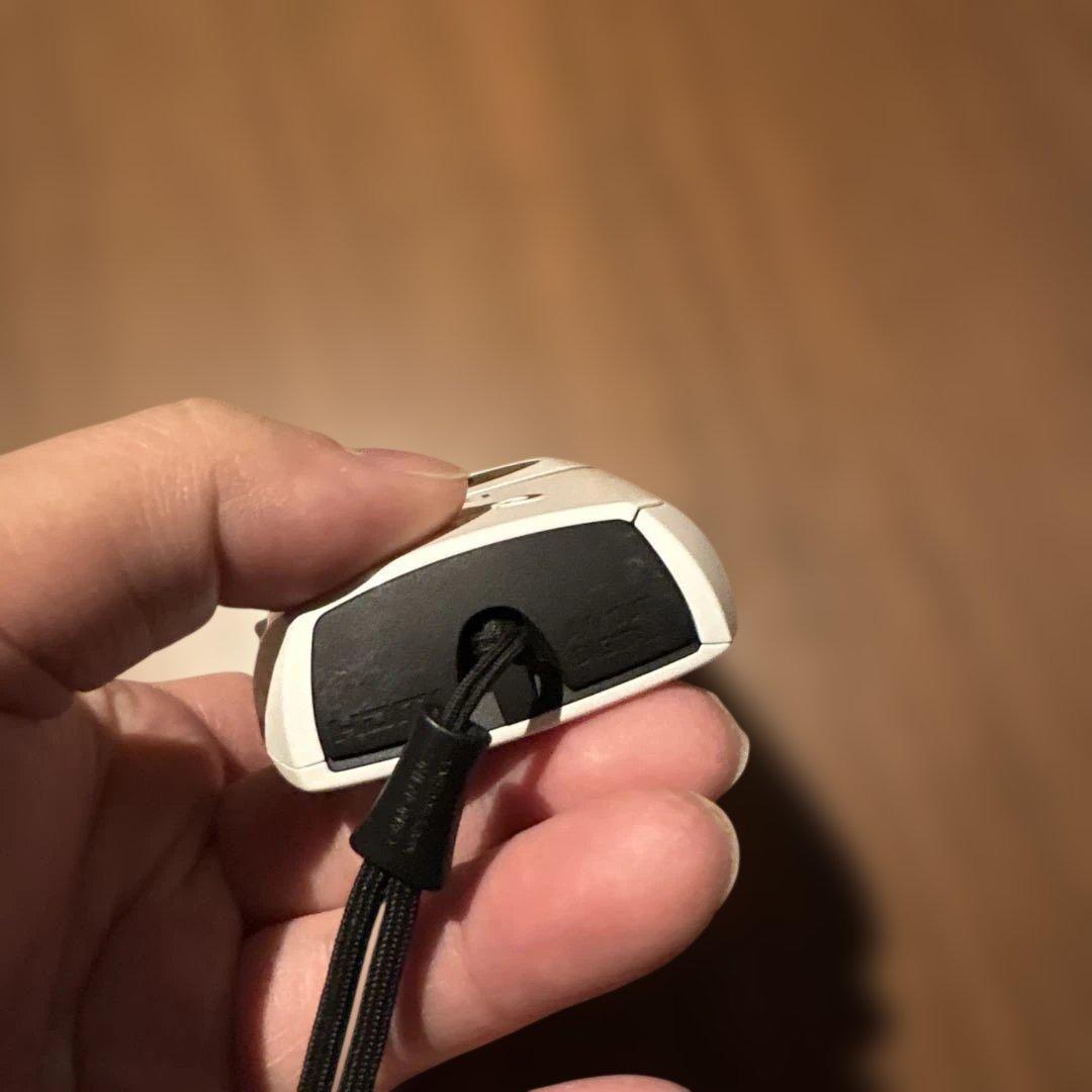 レア　Canon　デジタルカメラ　ixy 30s ホワイト