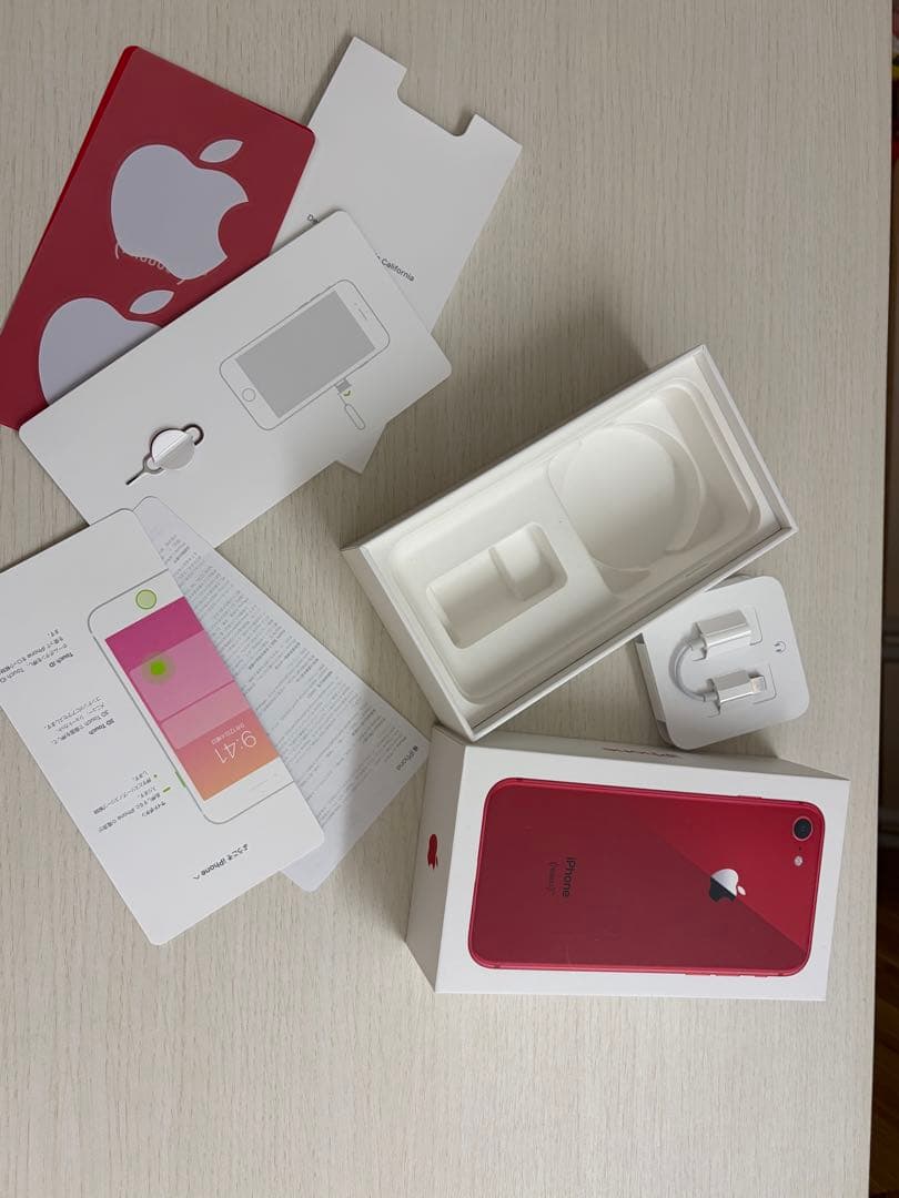 Apple iPhone8 PRODUCT(RED) 本体・箱付き
