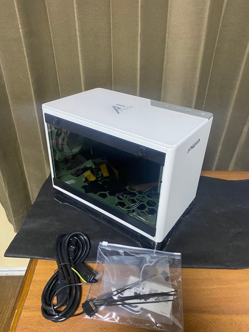 PCケース(自作PC用) IN WIN 750W A1 Prime WHITE
