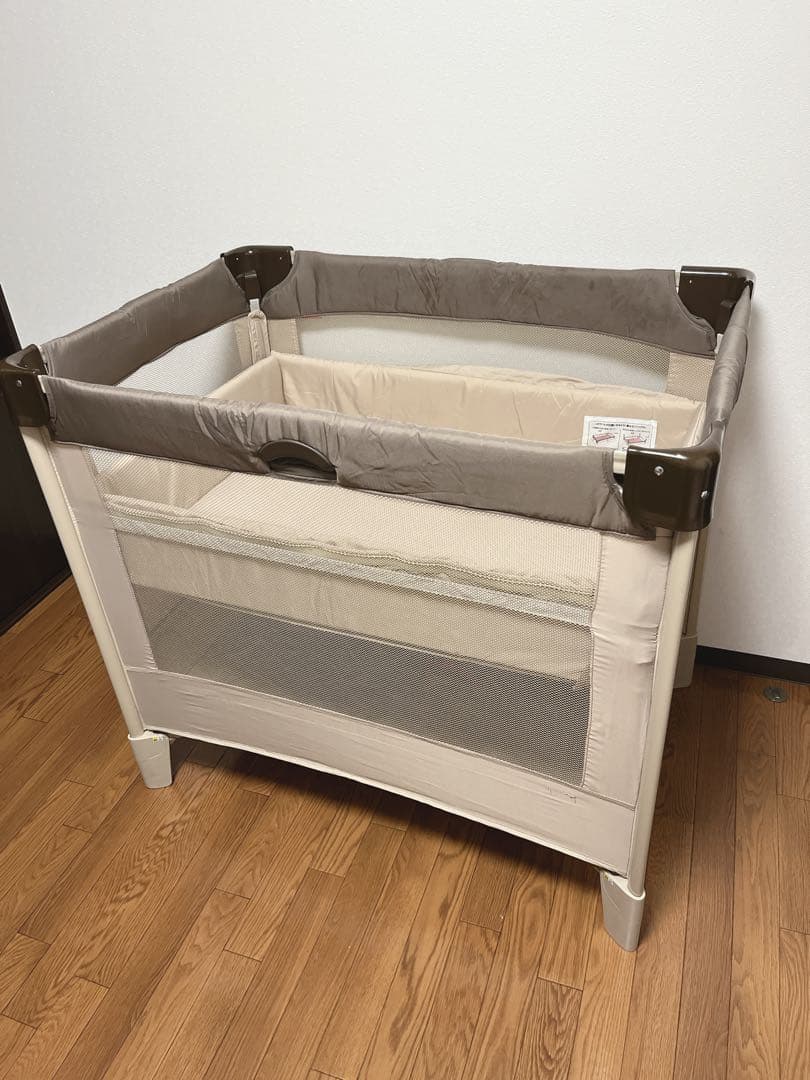 【極美品】アップリカ ココネルエアー ベビーベッド サークル 寝具 66047