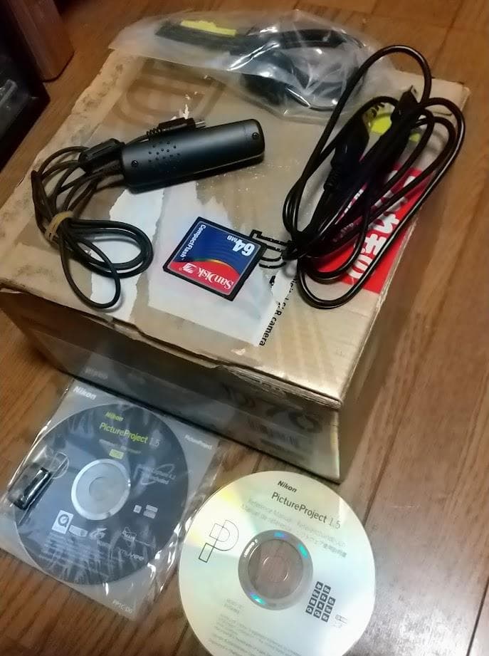 Nikon 　D70s　＋ Nikon AF NIKKOR 28-105mm